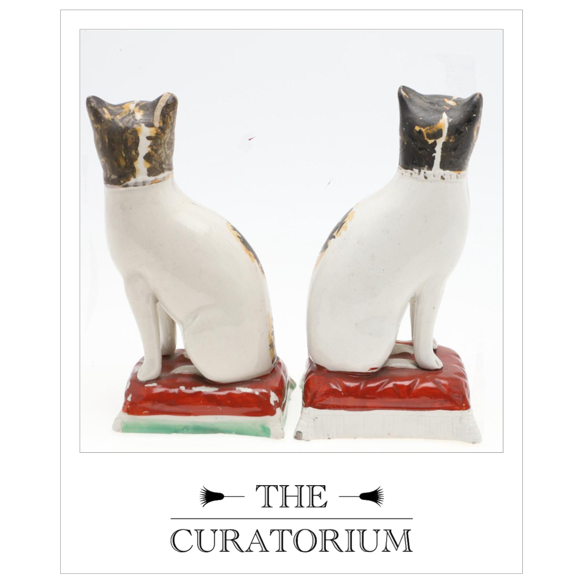 Pair of Staffordshire pottery cats, early 19th century